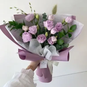 دسته گل لیسیانتوس